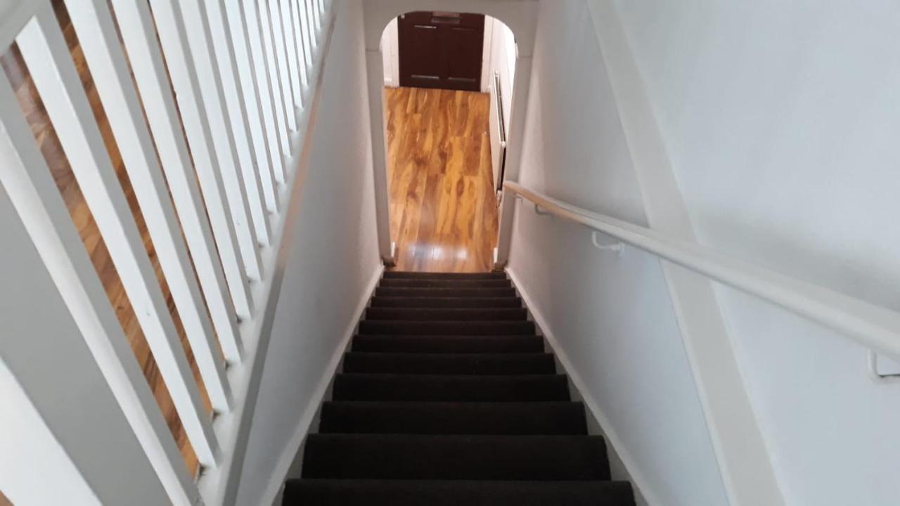 13 Vale House Leilighet London Eksteriør bilde